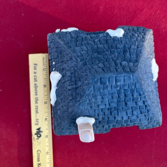 Vintage Heritage Village Porcelain  Candle Shop - Dickens Village Collection - Picture 5 of 8